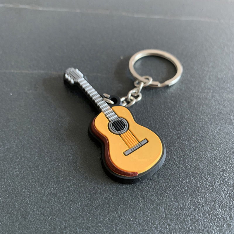 New Arrival Guitar Keychain Ma - Musical Instrument Photo 评论和价格